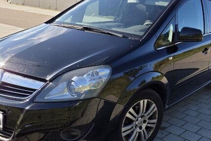 Opel Zafira 154.000 km 2.900 &euro; Glauchau 08371