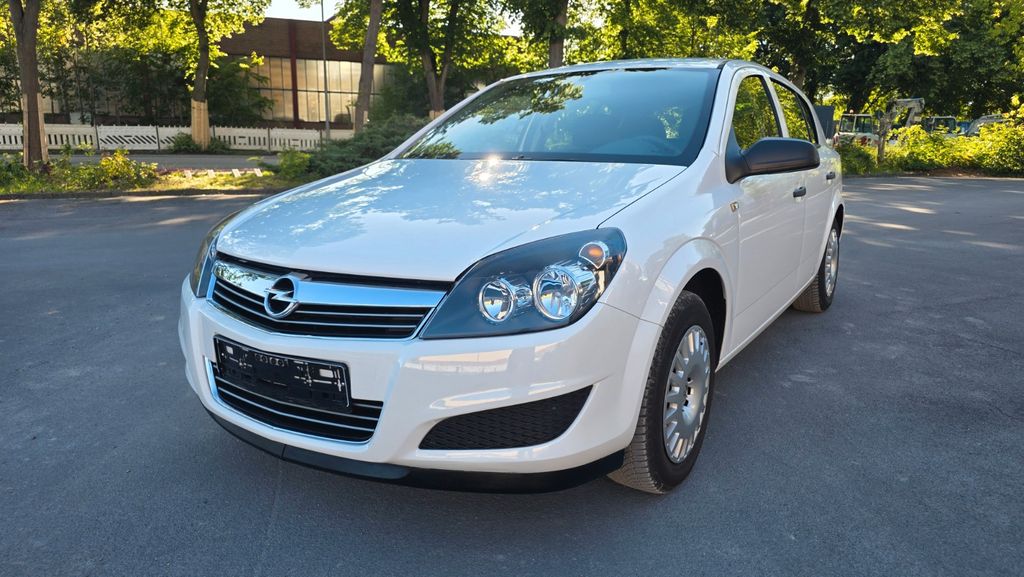 Opel Astra 130.300 km 4.300 &euro; Lippstadt 59557
