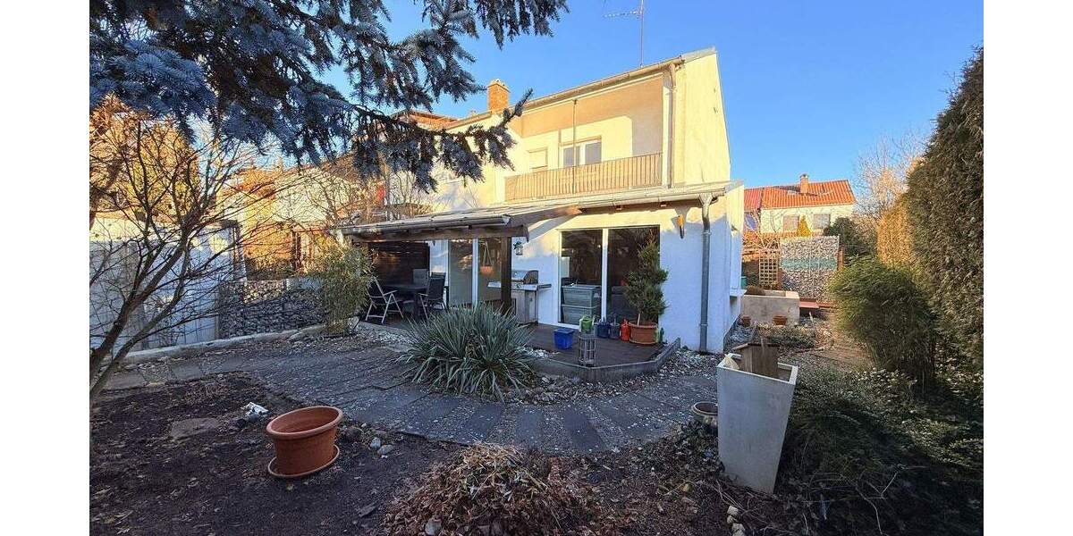 Ankommen, durchatmen, zuhause sein - Reihenendhaus mit Garten & Westausrichtung 4 zimmer