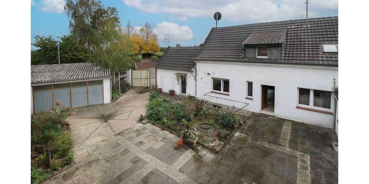 Haus zum Kaufen in Rommerskirchen 349.000 € 130.03 m² 5 zimmer