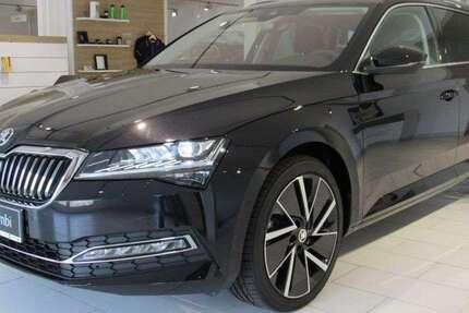 Skoda Superb 10.000 km 38.490 € Dresden 01139