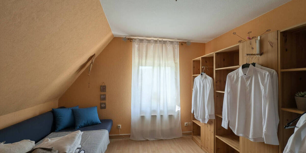Etagenwohnung Lachendorf - 6 Zimmer, 140 m&sup2;, 209.000&euro; | Angebot:26796208