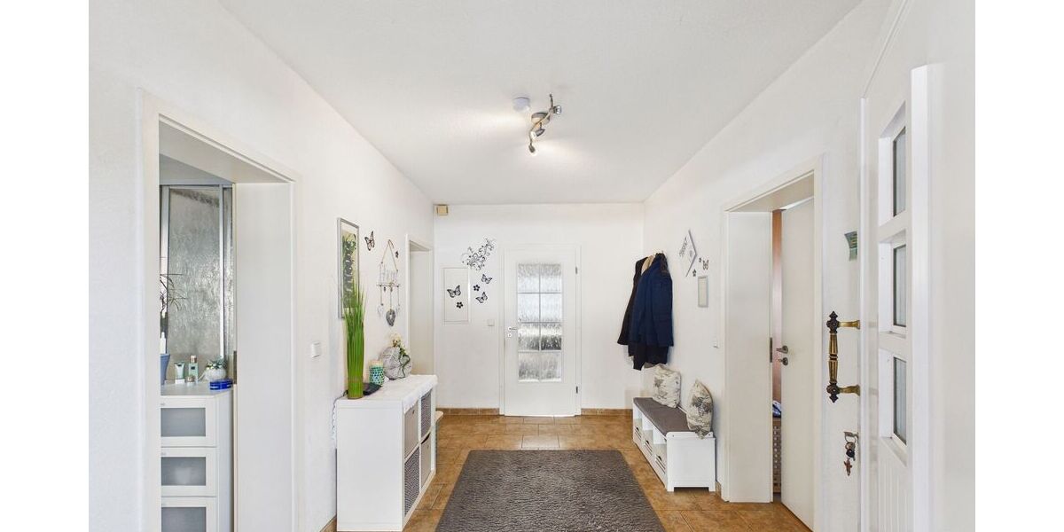 Doppelhaus in Arensdorf mit zusätzlichem Bauland und freiem Blick ins Grüne - Doppelhaushälfte Steinhöfel | Angebot:26394981