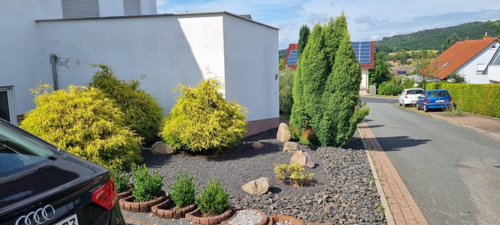 Sontra, 2 Fam.Hs. - Zweifamilienhaus Sontra | Angebot:9336461