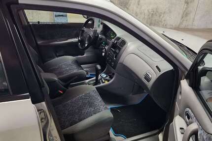 Mazda 323 72.000 km 3.300 &euro; Untereisesheim 74257