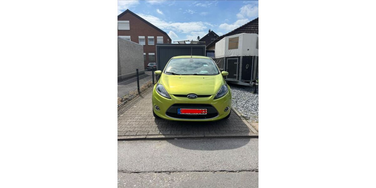 Ford Fiesta 146.000 km 2.500 &euro; Bielefeld 33607