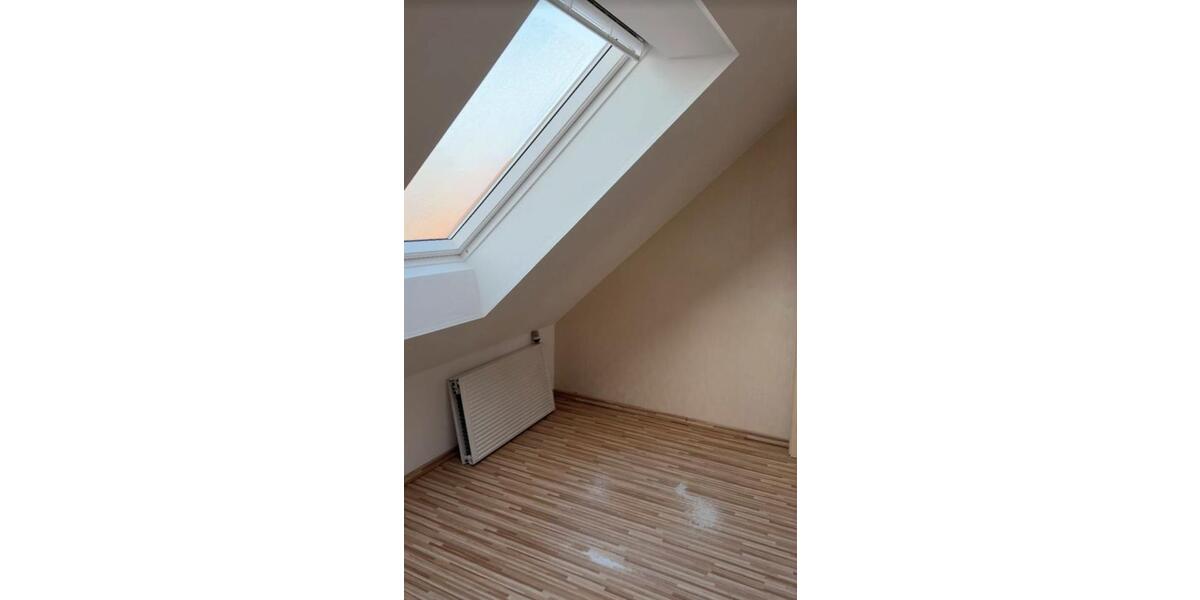 Dachgeschoßwohnung Harsewinkel - 4 Zimmer, 120 m&sup2;, 900&euro; | Angebot:26679368