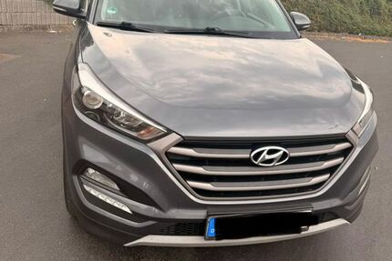 Hyundai TUCSON 116.500 km 13.500 &euro; Zeltingen-Rachtig 54492