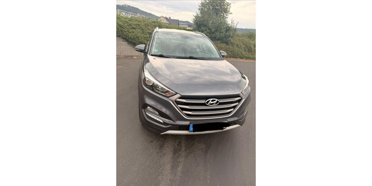 Hyundai TUCSON 116.500 km 13.500 &euro; Zeltingen-Rachtig 54492