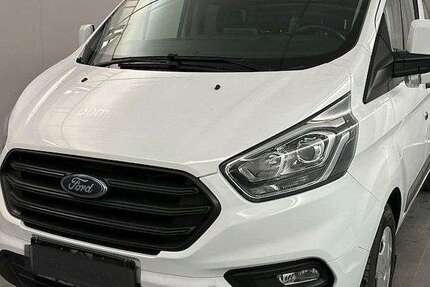 Ford Tourneo Custom 63.400 km 29.900 € Bochum 44803