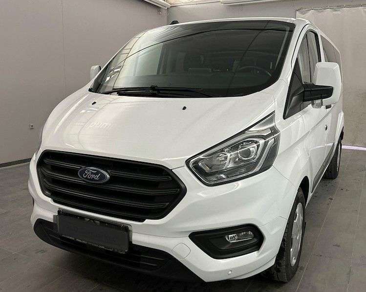 Ford Tourneo Custom 63.400 km 29.900 € Bochum 44803