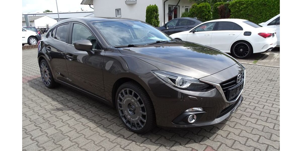 Mazda 3 42.691 km 14.390 € Rodgau 63110