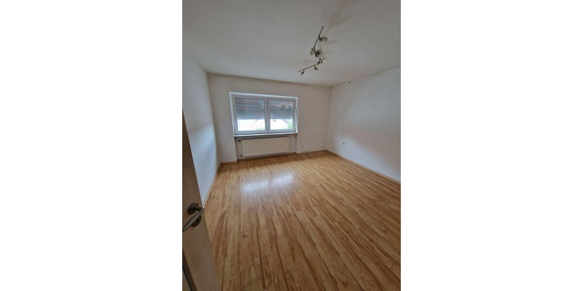 Etagenwohnung Kirchberg im Wald - 2 Zimmer, 60 m&sup2;, 450&euro; | Angebot:26368914
