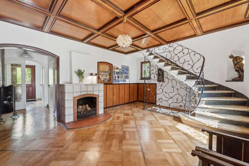 Haus zum Kaufen in Lauenau 875.000 € 267 m²