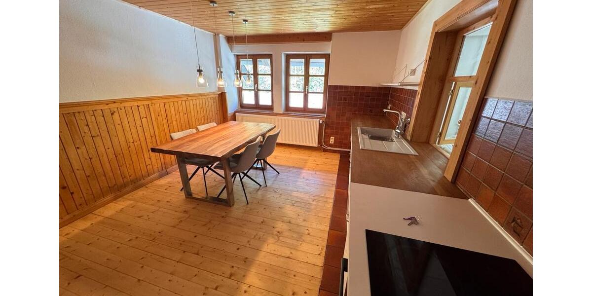 Etagenwohnung Kochel am See - 3 Zimmer, 88 m&sup2;, 1.350&euro; | Angebot:26391727