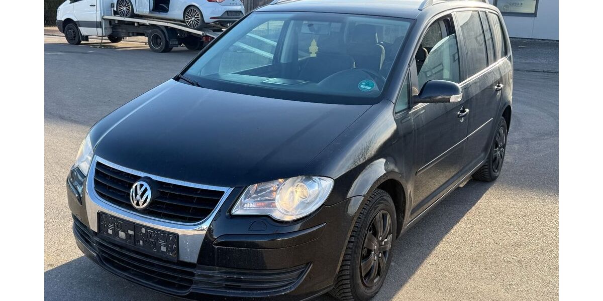 VW Touran 253.143 km 1.650 &euro; Bisingen 72406