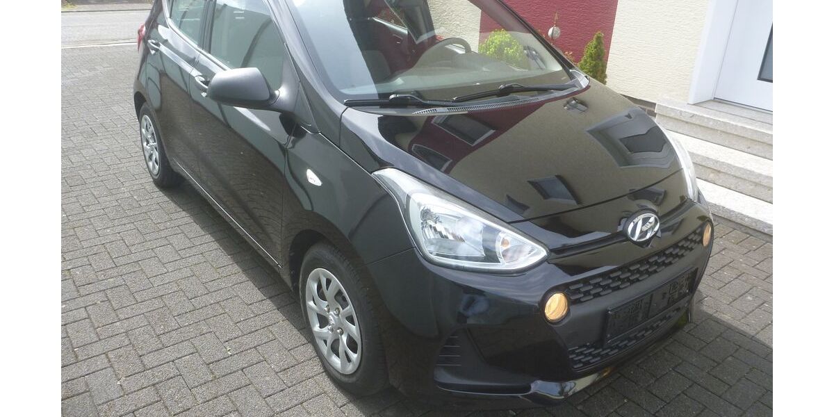 Hyundai i10 77.600 km 6.850 &euro; Verl 33415