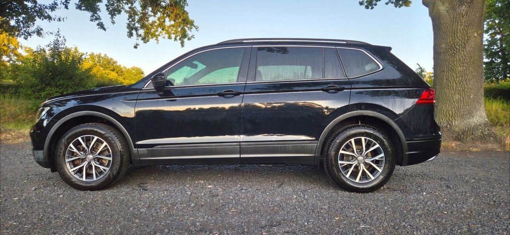 VW Tiguan 184.000 km 20.500 € Frankfurt Oder 15230