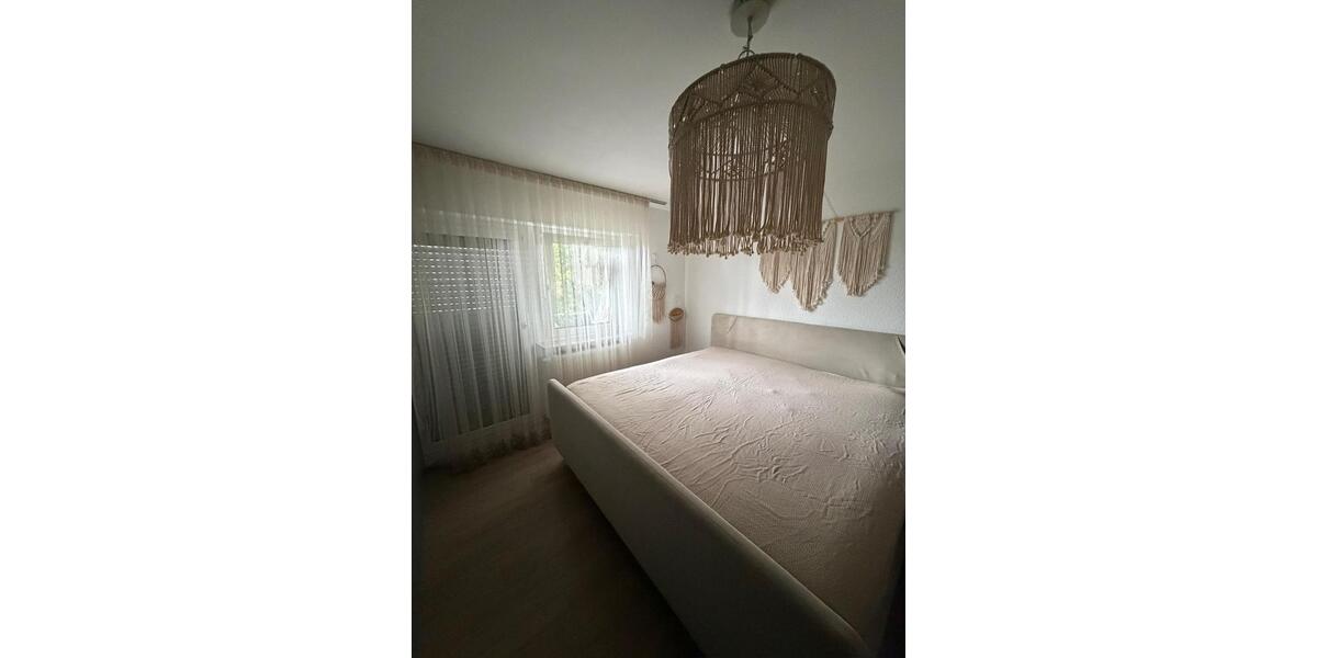 Erdgeschoßwohnung Leinfelden-Echterdingen Echterdingen - 4.5 Zimmer, 100 m&sup2;, 1.750&euro; | Angebot:26648050