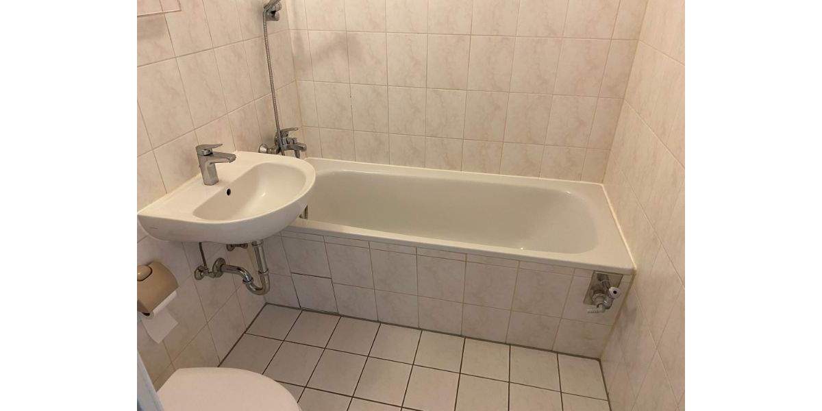 Etagenwohnung Erfurt Moskauer Platz - 3 Zimmer, 52 m&sup2;, 340&euro; | Angebot:25568494
