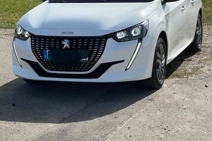 Peugeot 208 38.078 km 13.500 &euro; Utting 86919