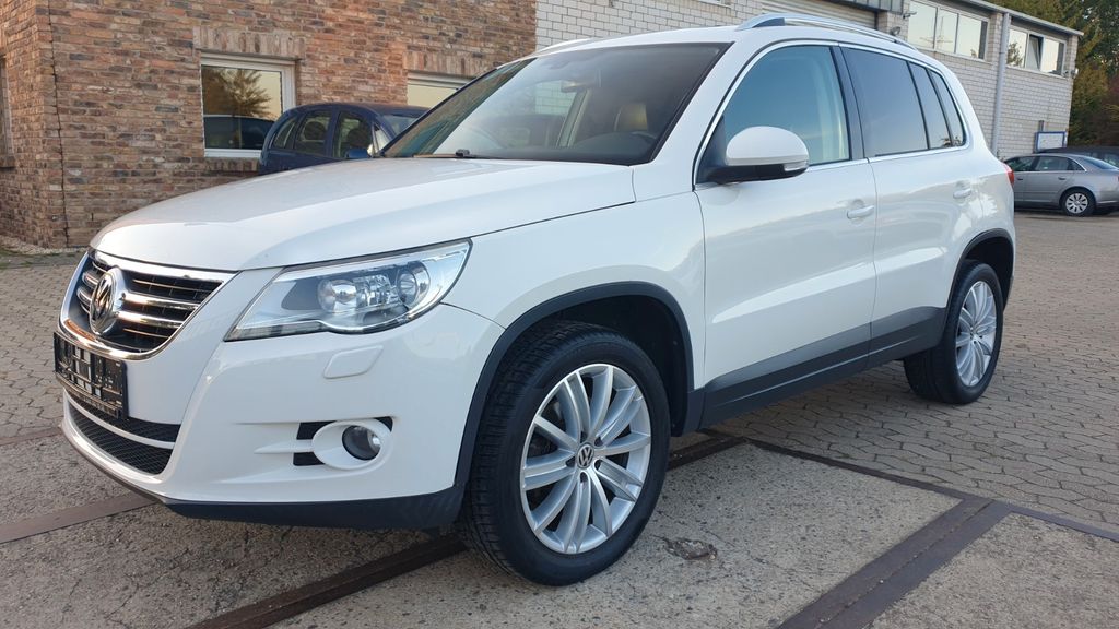 VW Tiguan 202.767 km 8.300 &euro; Rheinbach 53359