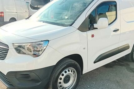 Opel Combo 152.530 km 12.500 &euro; Nürnberg 90431