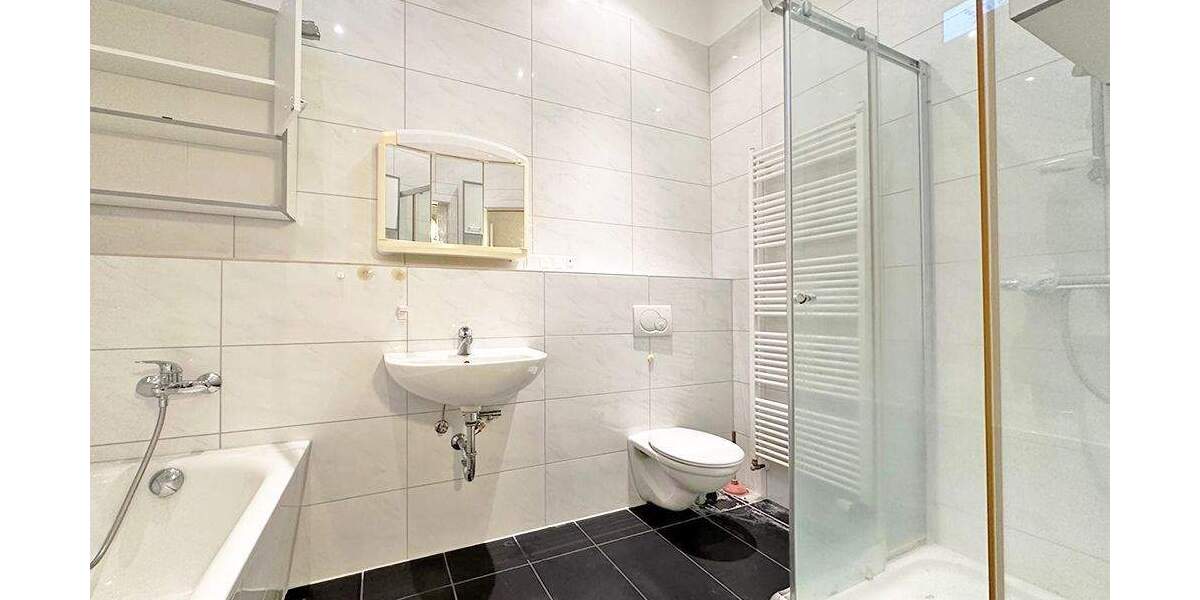 Mehrfamilienhaus, Wohnhaus Bremen Neustadt - 8 Zimmer, 295 m&sup2;, 549.000&euro; | Angebot:25606928