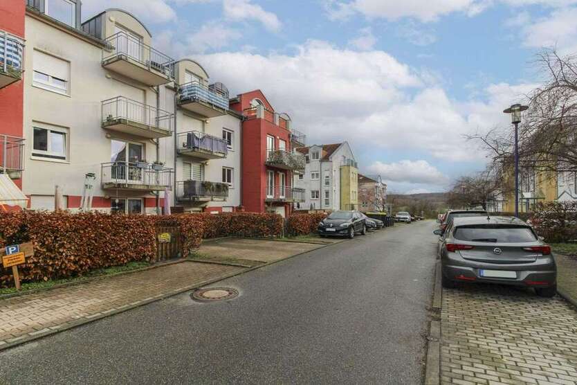Wohnung zum Kaufen in FrankenbergSa. 73.000 € 75.16 m²