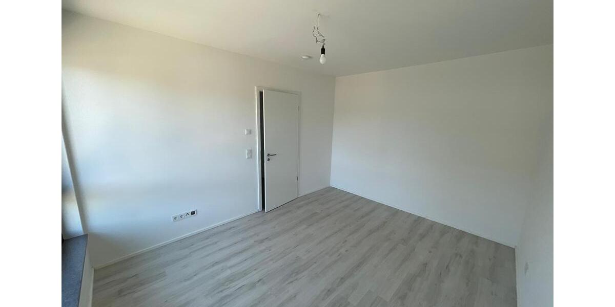 Einfamilienhaus Baesweiler - 4.5 Zimmer, 170 m&sup2;, 2.100&euro; | Angebot:26413554