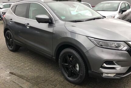 Nissan Qashqai 45.000 km 17.000 &euro; Valwig 56812