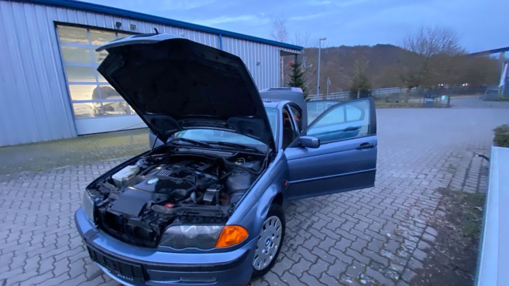 BMW 320 401.012 km 888 &euro; Dieblich 56332