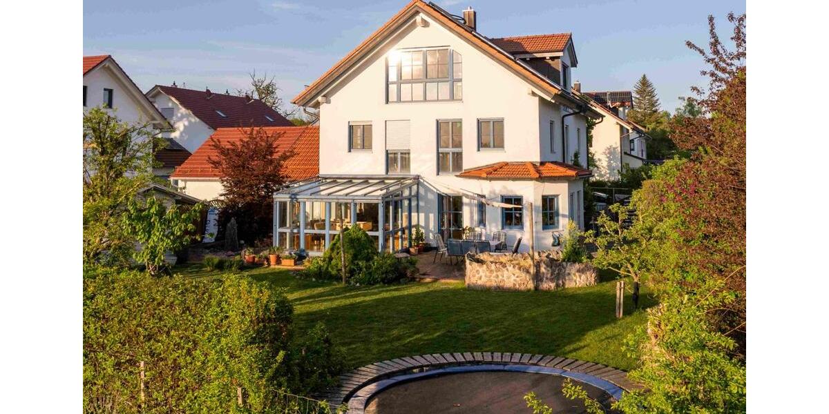 Einfamilienhaus Pliening - 7 Zimmer, 330 m&sup2;, 1.800.000&euro; | Angebot:25271844