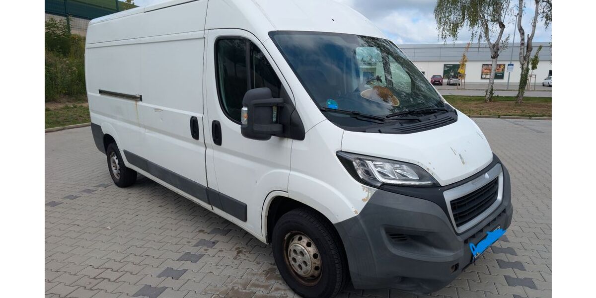 Peugeot Boxer 251.359 km 7.990 &euro; Berlin 12307