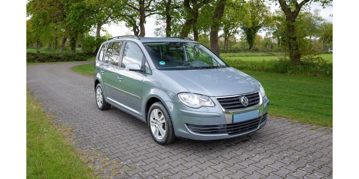 VW Touran 99.000 km 9.999 &euro; Großefehn 26629