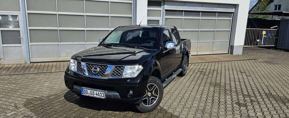 Nissan Navara 220.000 km 10.900 &euro; Dresden 01219