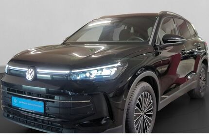 VW Tiguan 10.600 km 36.750 &euro; München 81476
