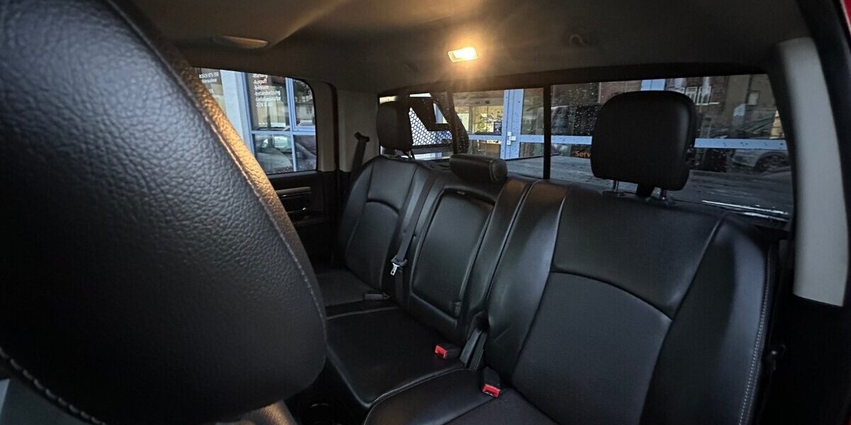 Dodge RAM 1500 5,7 Hemi Sport