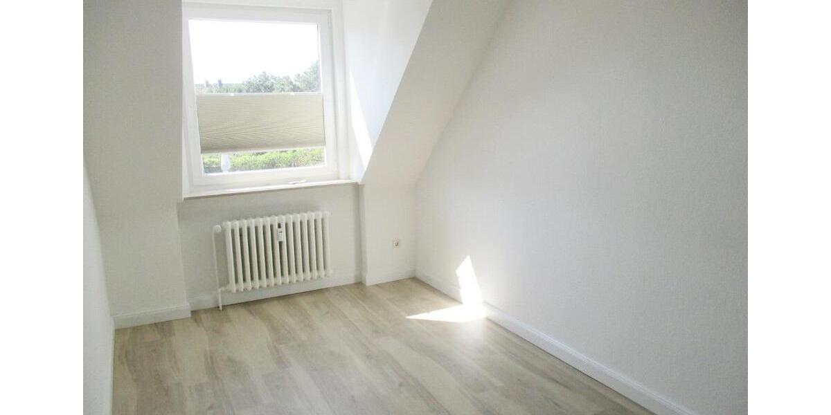 Dachgeschoßwohnung Sylt - 4 Zimmer, 100 m&sup2;, 495.000&euro; | Angebot:26665055