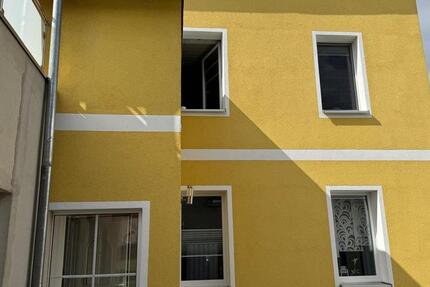 Reihenendhaus Immobilie Wohngebäude mit Garten 8 zimmer