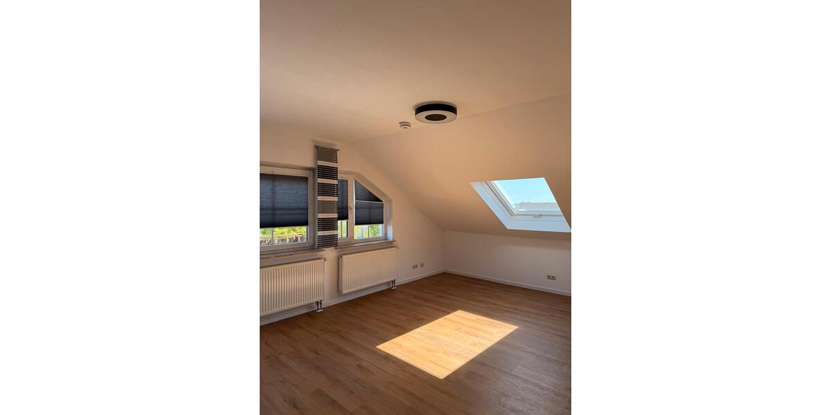 Dachgeschoßwohnung Butzbach - 2 Zimmer, 60 m&sup2;, 750&euro; | Angebot:26407525