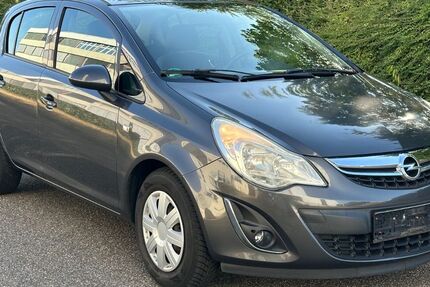 Opel Corsa 125.000 km 3.900 &euro; kelkheim 65779