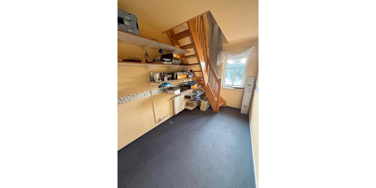 Einfamilienhaus Neuhaus am Rennweg - 10 Zimmer, 147 m&sup2;, 120.000&euro; | Angebot:26620956