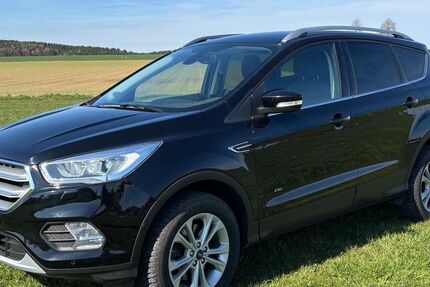 Ford Kuga 54.000 km 19.290 &euro; Dietfurt 92345