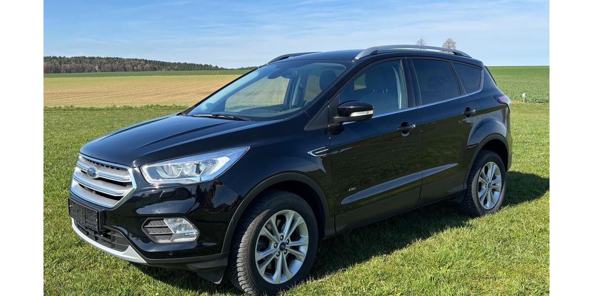 Ford Kuga 54.000 km 19.290 &euro; Dietfurt 92345