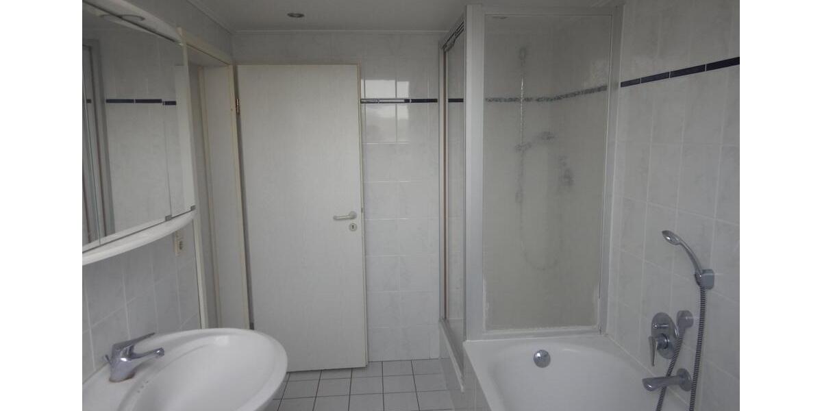 Mehrfamilienhaus, Wohnhaus Rheinbrohl - 6 Zimmer, 176 m&sup2;, 349.000&euro; | Angebot:27040992