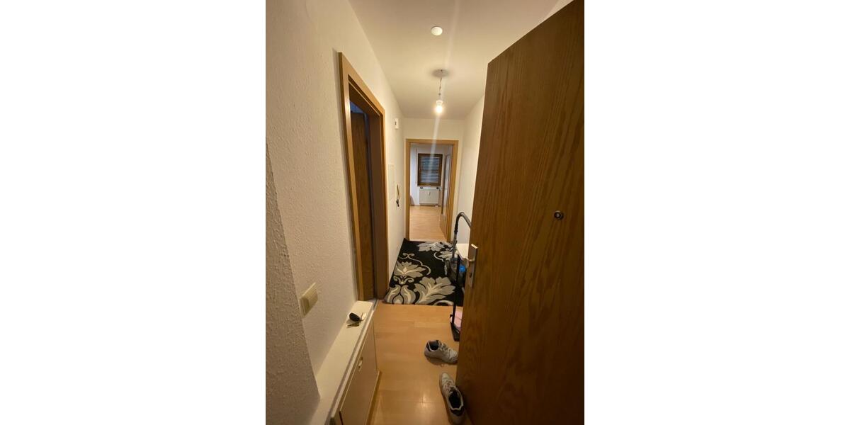 (Nachmieter) Schöne 1-Zimmer-Wohnung mit Einbauküche & Stellplatz 1 zimmer