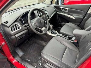 Suzuki SX4 S-Cross Comfort +Allgrip Hybrid 52.000 km 20.290 &euro; Olsberg 59939