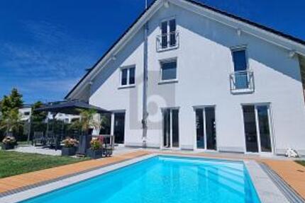 STARTEN SIE DIE BADESAISON IM EIGENEN GARTEN - Haus Grenzach-Wyhlen Wyhlen | Angebot:26852470