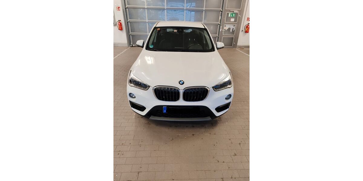 BMW X1 126.000 km 17.900 &euro; München 80993